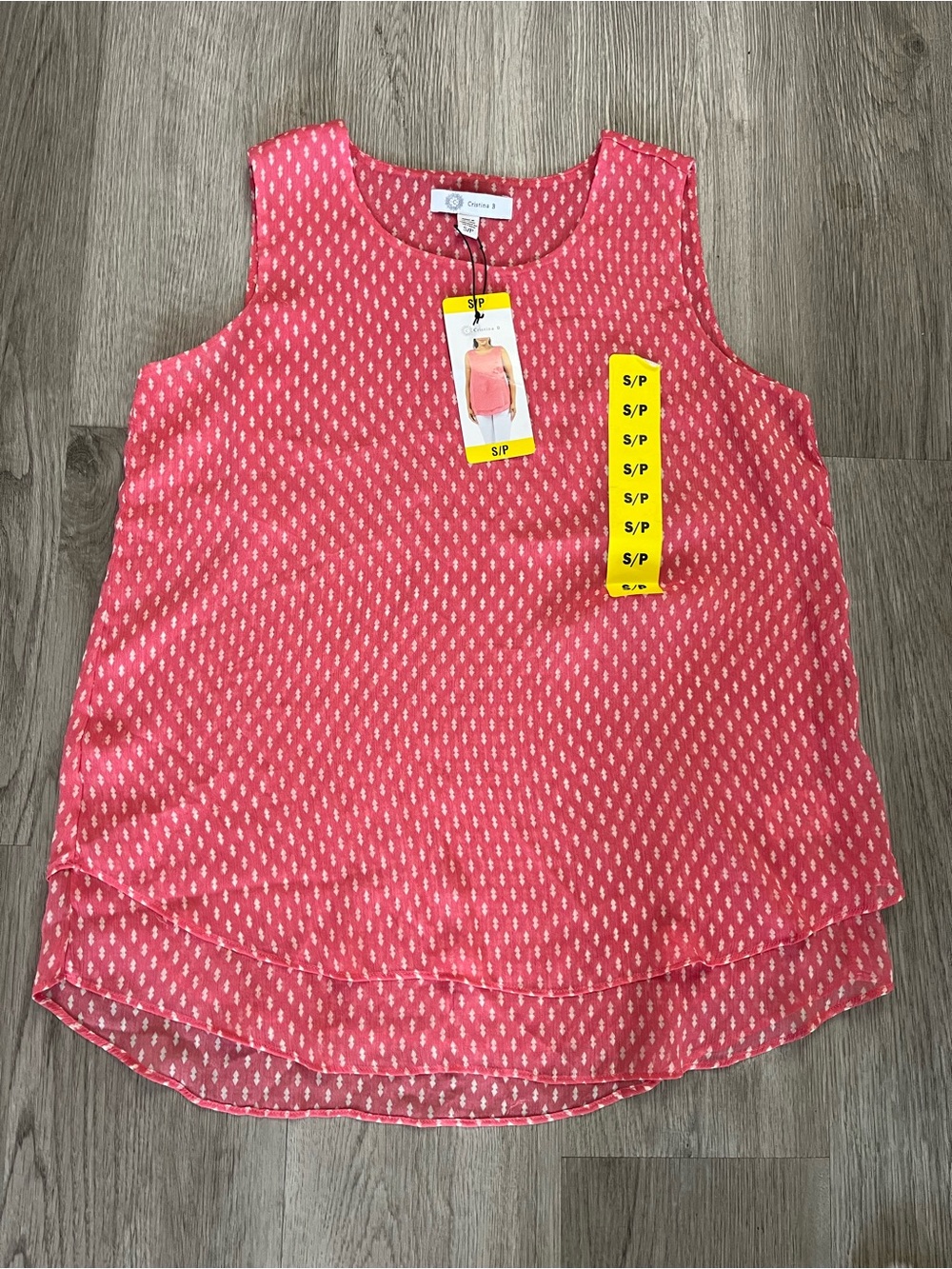 🔥387–NWT Sleeveless Layered Pink Printed Camisole